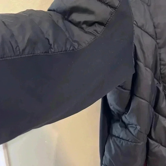 [XL] Sunice Franz 3M  Thermal Featherless Insulated Stretch Jacket Black/Red - Picture 6 of 13